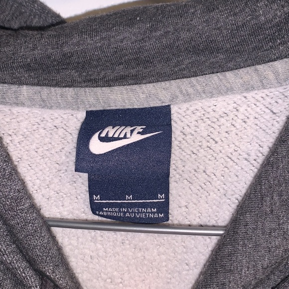 Nike grey sweater - Picture 3 of 3